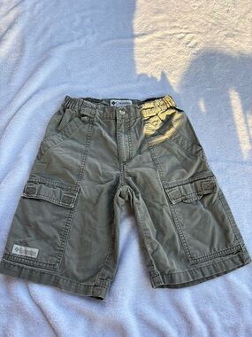 Columbia Men's Olive Cargo Shorts